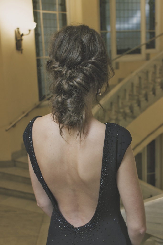 Peinado vestido espalda descubierta Pronovias 2