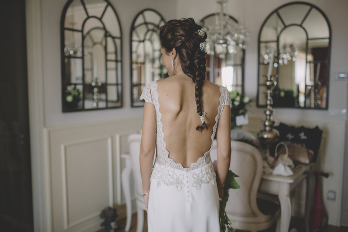 Vestido novia Alicia Rueda espalda