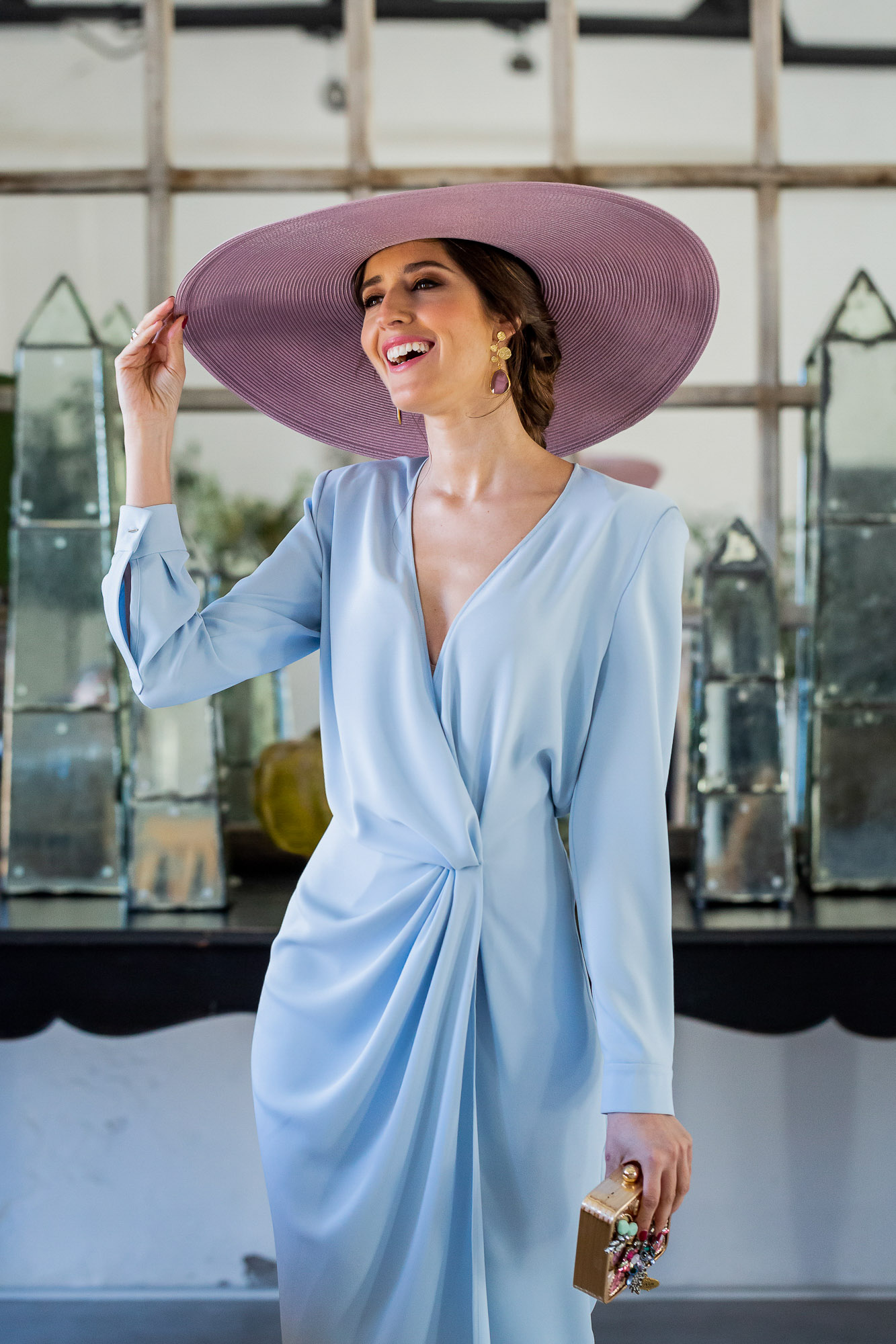 Look invitada boda 2019 vestido azul comunion pamela lila