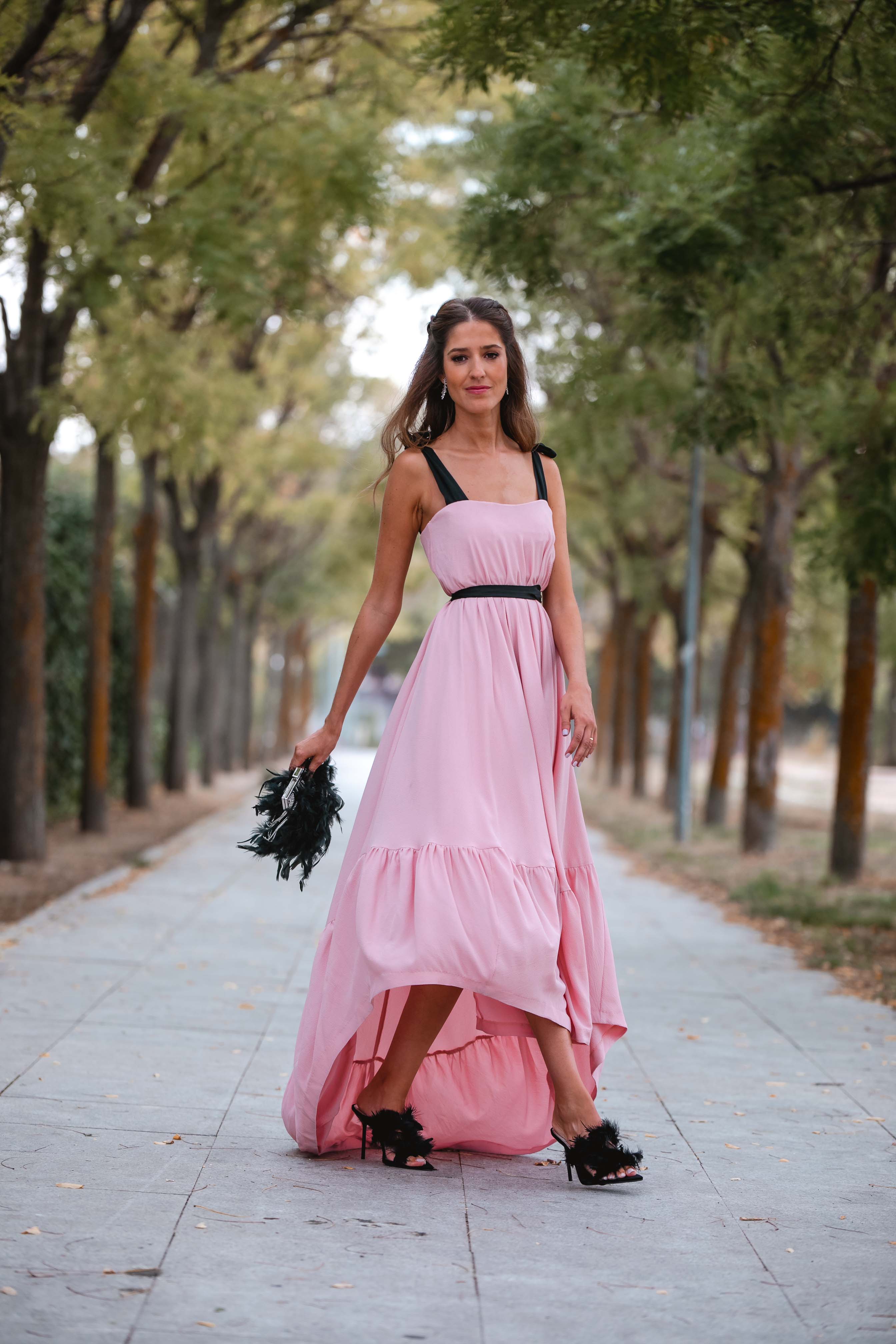 Invitada boda otoño vestido rosa