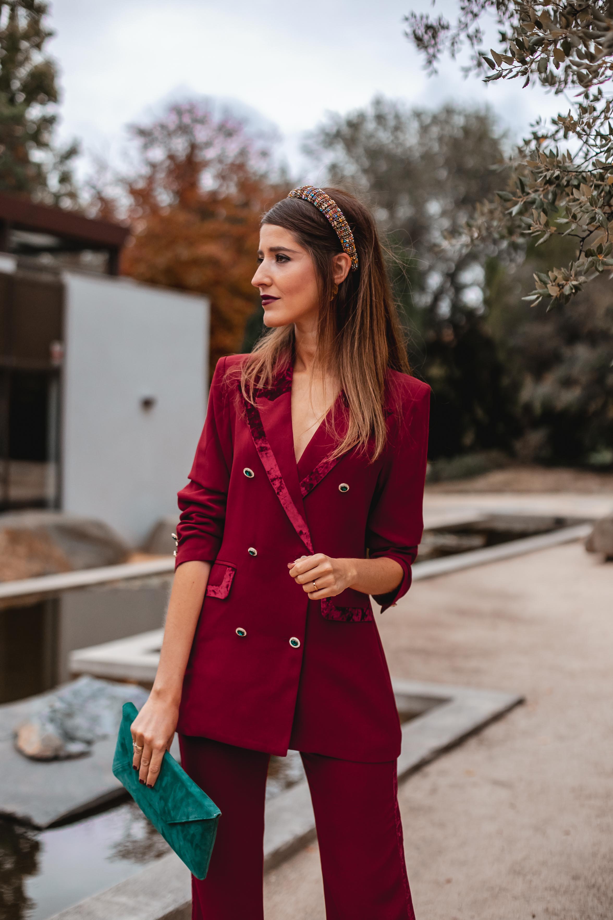 Look De Invitada El Traje Chaqueta Cereza Invitada Perfecta Look De Invitada El Traje Chaqueta Cereza Invitada Perfecta