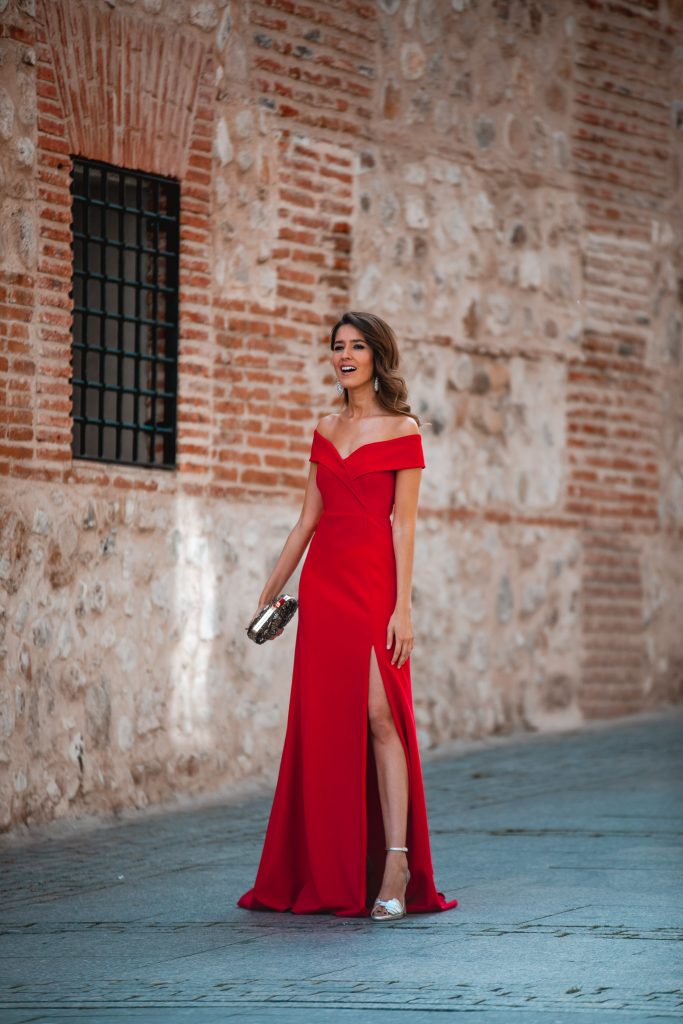 Look invitada de noche: rojo Pretty Woman | Invitada Perfecta