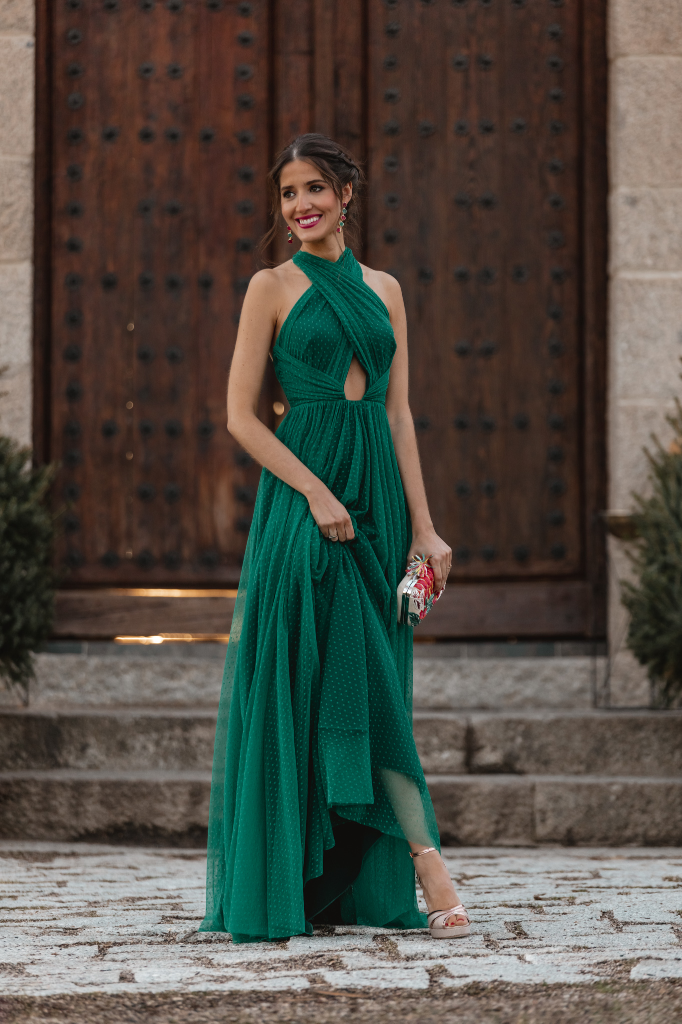 Look invitada 2022 vestido largo verde