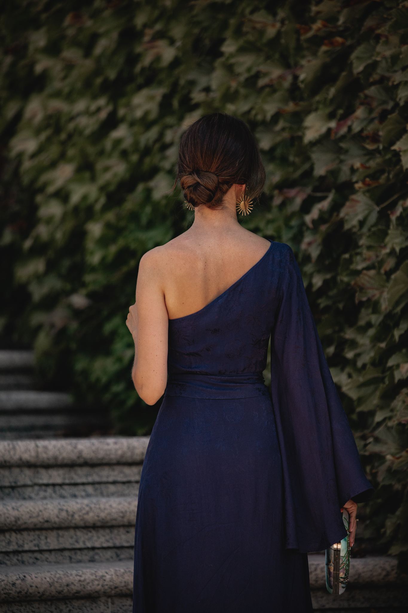 vestido largo azul invitada otoño