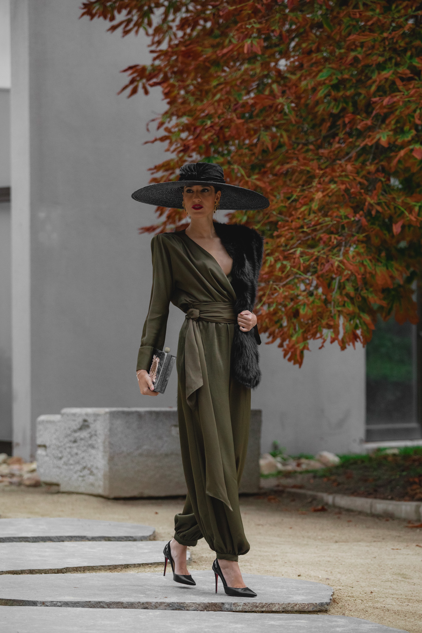 Propuesta lowcost con pamela para invitadas de boda en invierno