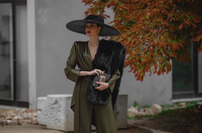 Mono verde lowcost para invitadas de boda o cenas de navidad